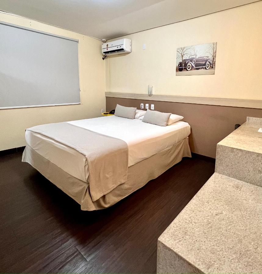 Hotel Bons Tempos